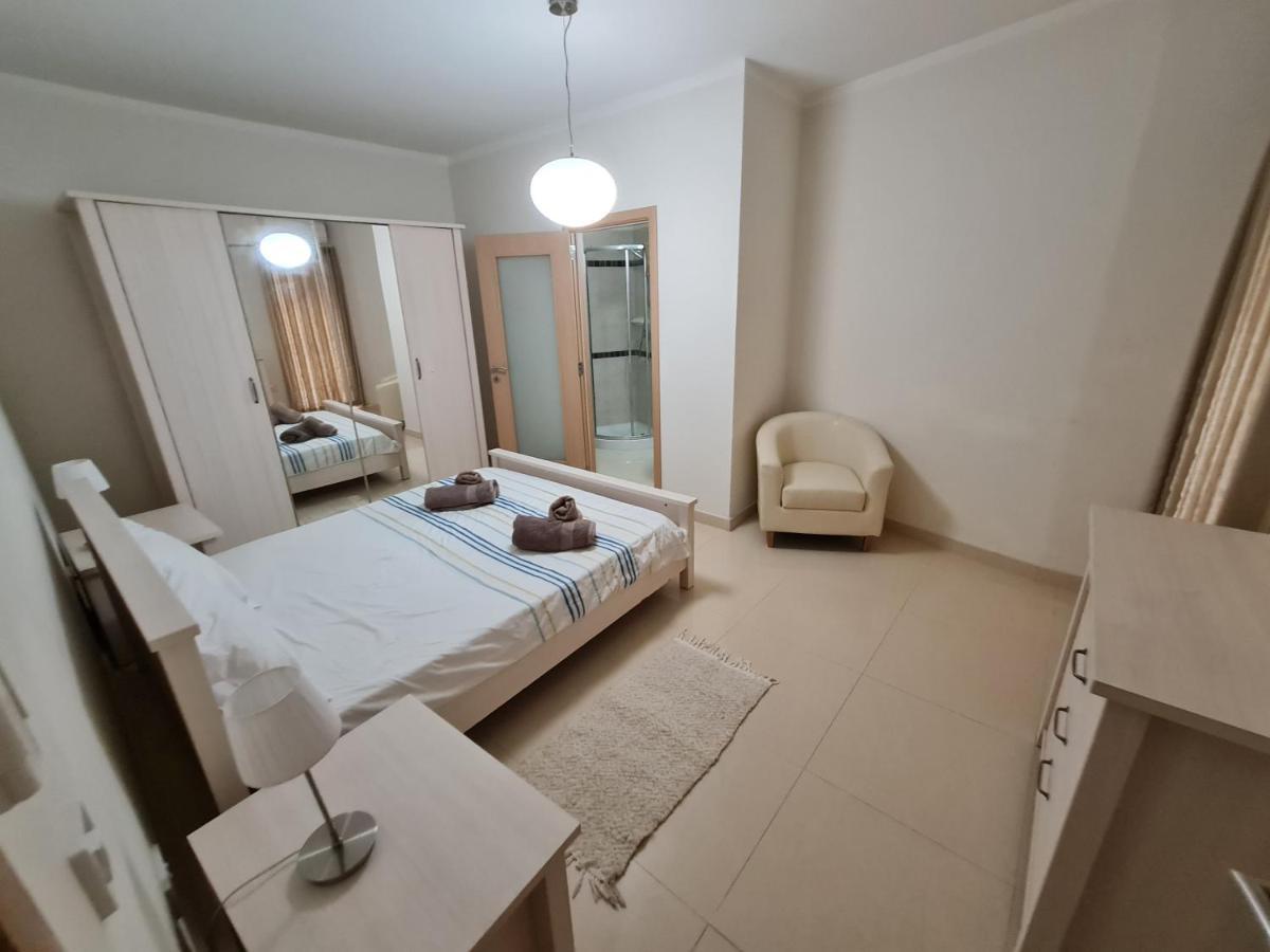 דירות Zebbug  Seabreeze Waterfront Flat מראה חיצוני תמונה