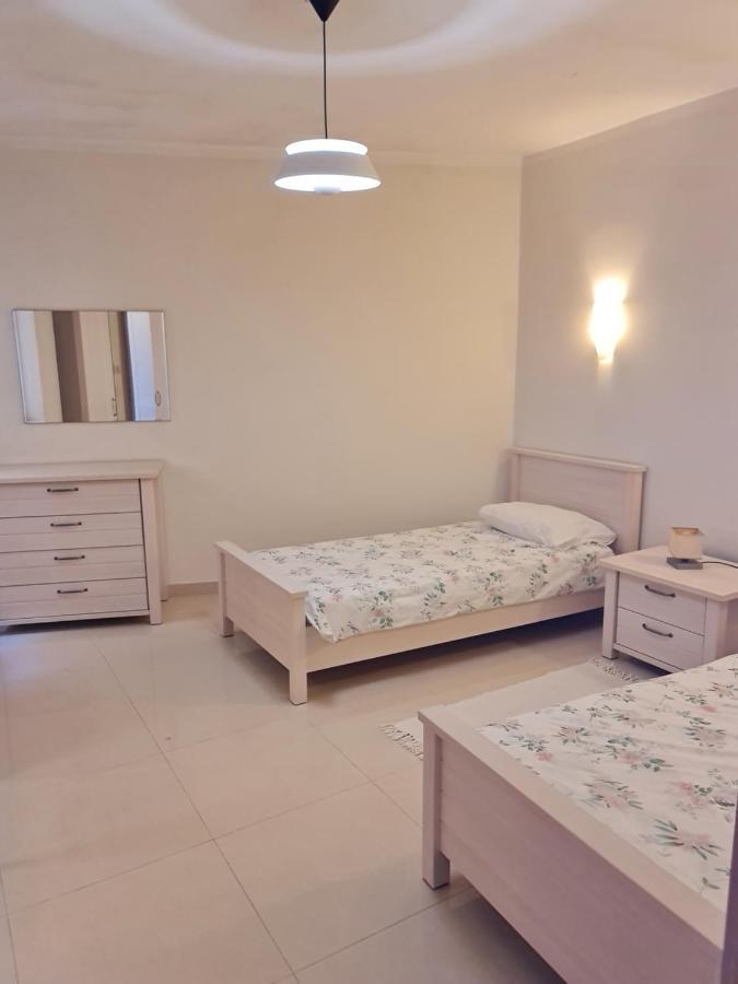 דירות Zebbug  Seabreeze Waterfront Flat מראה חיצוני תמונה
